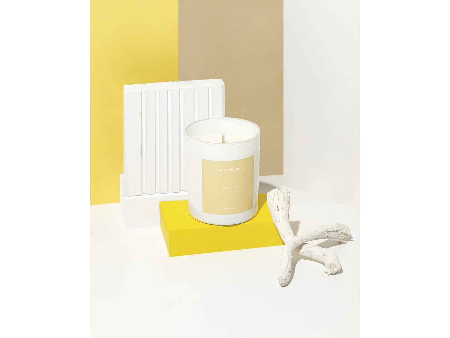 “Sunkissed” Armonica scented candles 100% natural rapeseed wax 250g